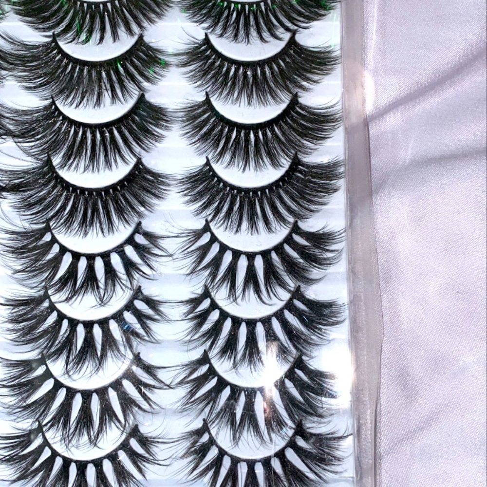 3D mink lash tray😍